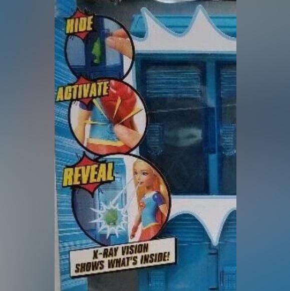 Mattel DC Super Hero Girls X-Ray Supergirl Doll Set w/ School Locker - Picture 10 of 10